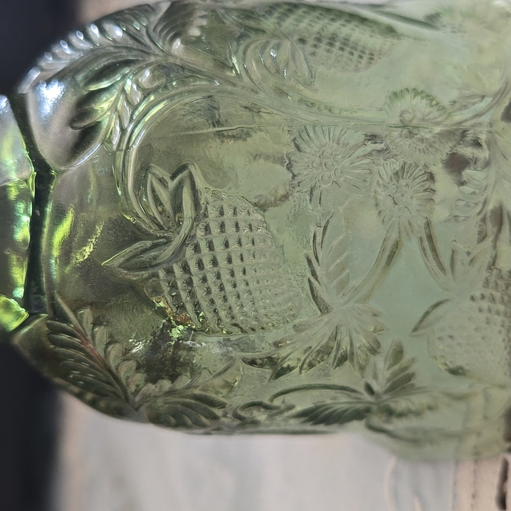 Vintage Fenton Green Class Bell with Strawberry Pattern - Picture 3 of 4